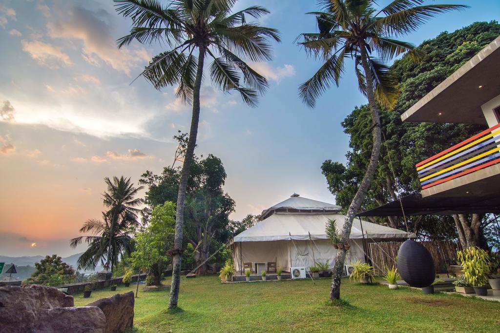 The Elephant Stables Kandy Exterior foto